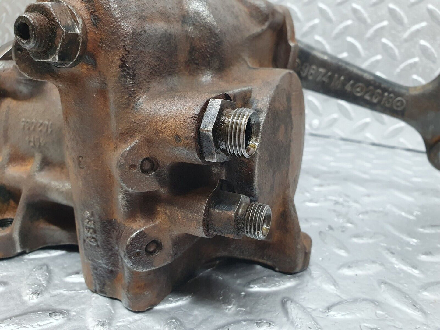 43863 Mercedes-Benz C126 380SEC Coupe Steering Box Steering Rack 1264610501