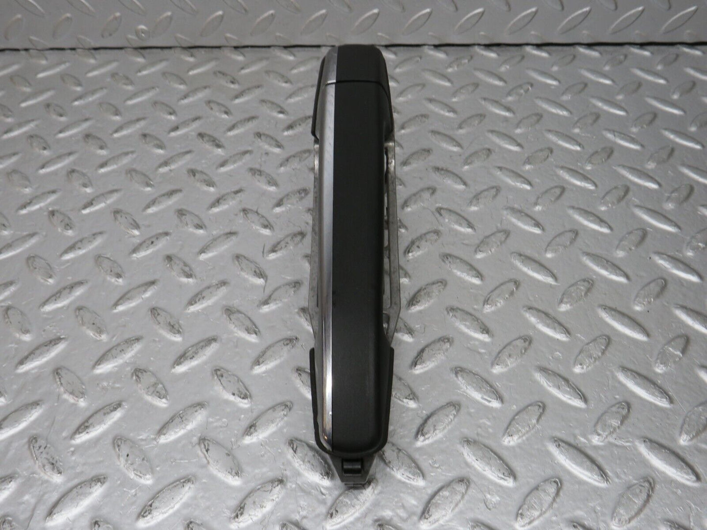 33421 Mercedes-Benz W202 C180 Rear Left Exterior Door Handle