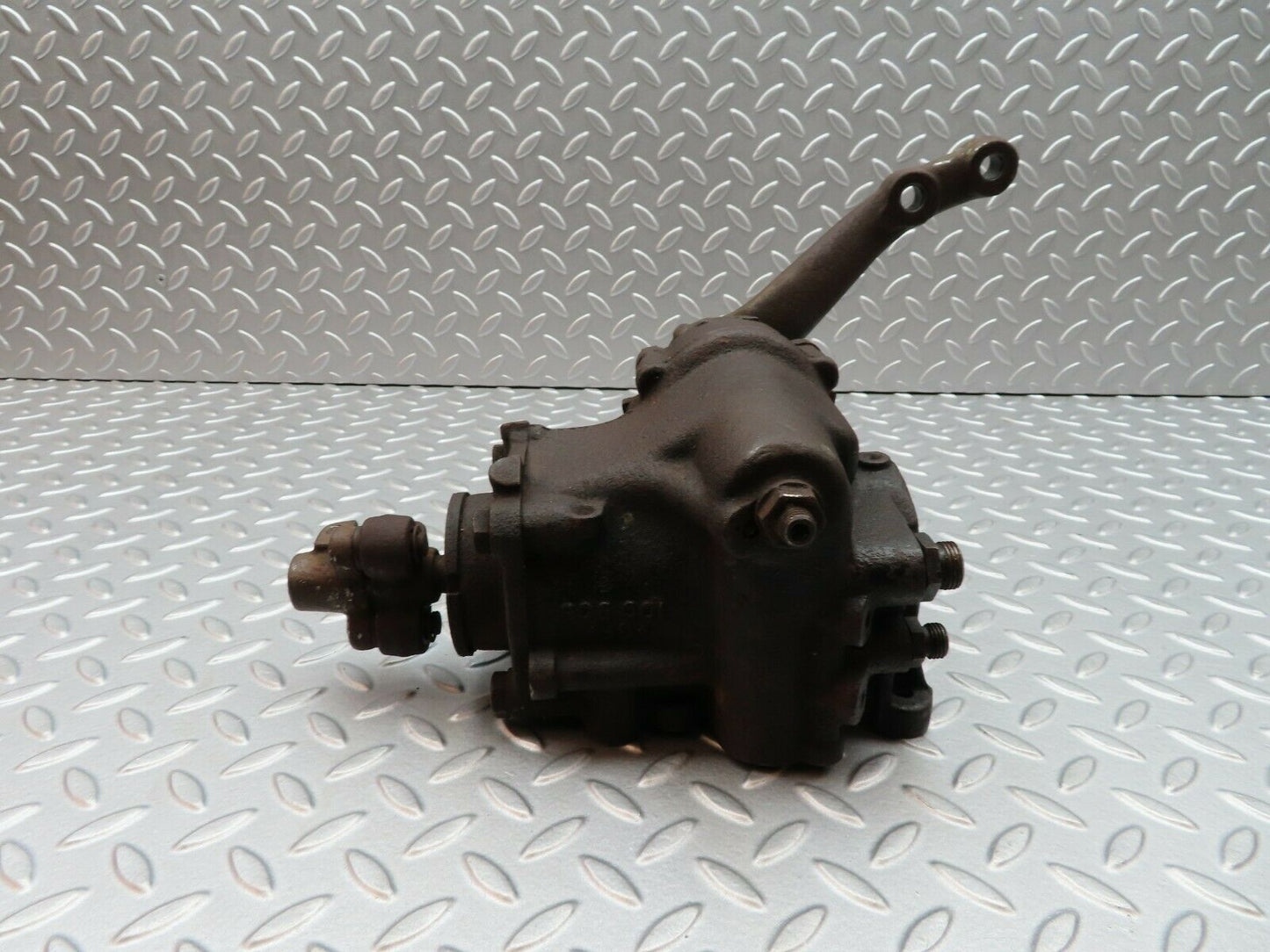5120 Mercedes-Benz W114 280CE Coupe Steering Box 1164610101