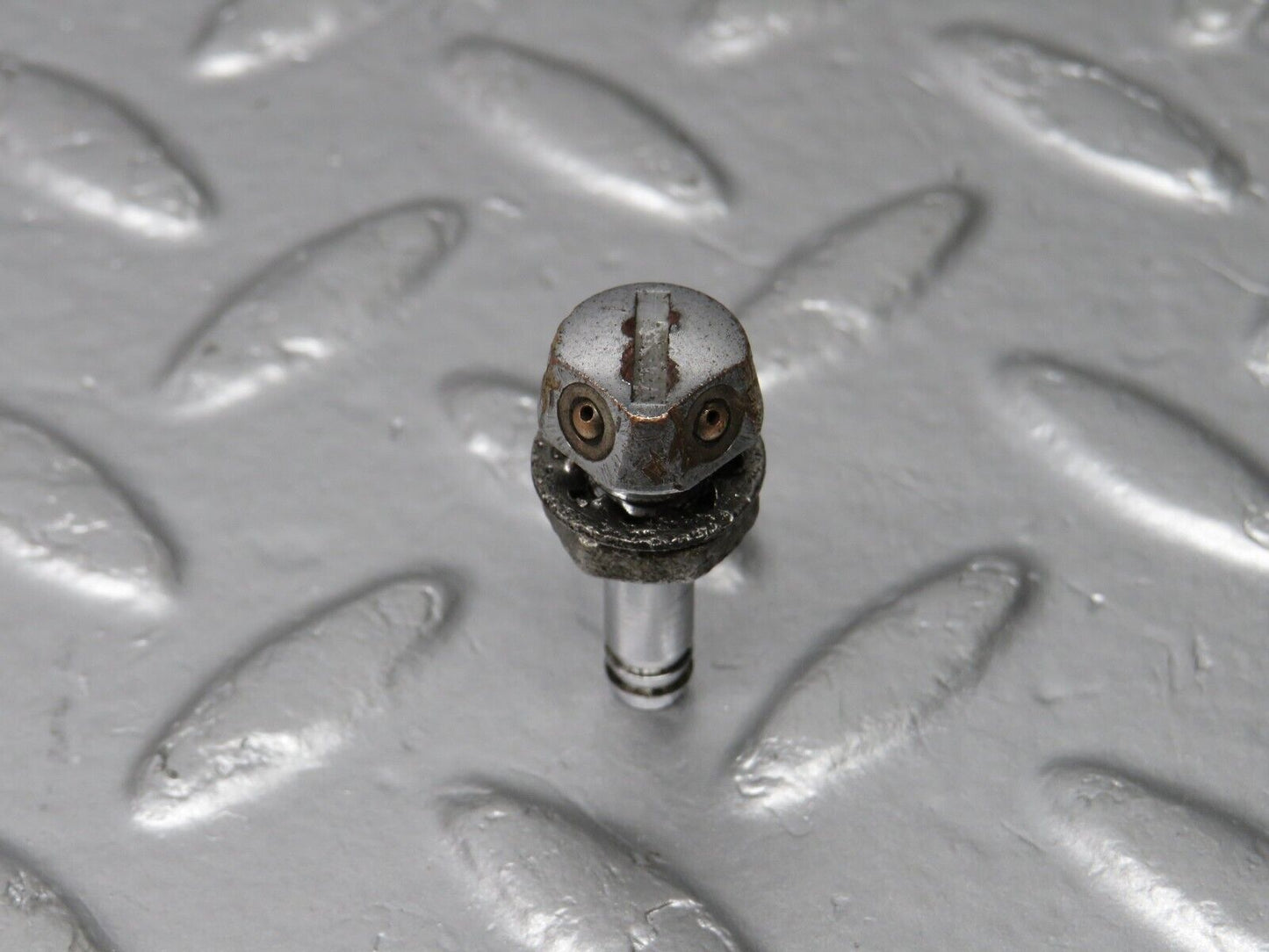 40478 Mercedes-Benz W110 230 Windscreen Washer Nozzle