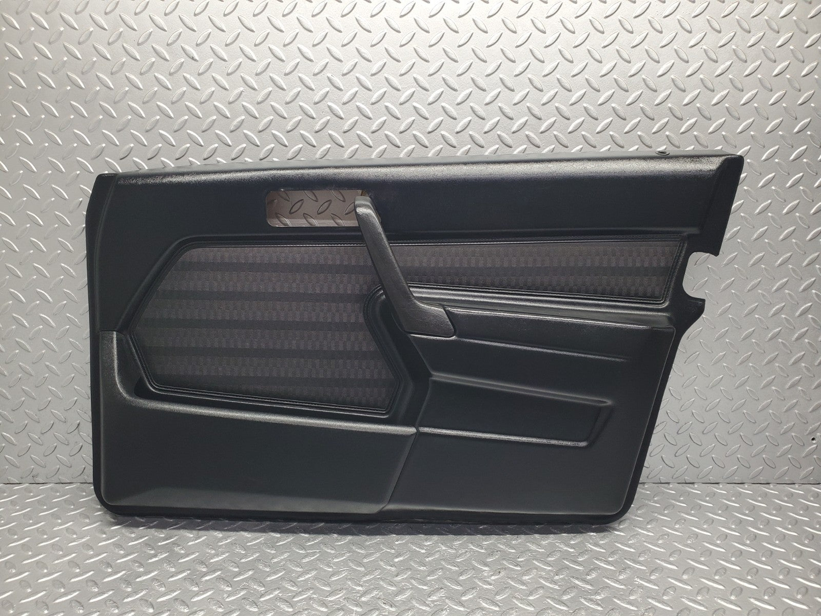 W201 Baby Benz front right door card black used OEM