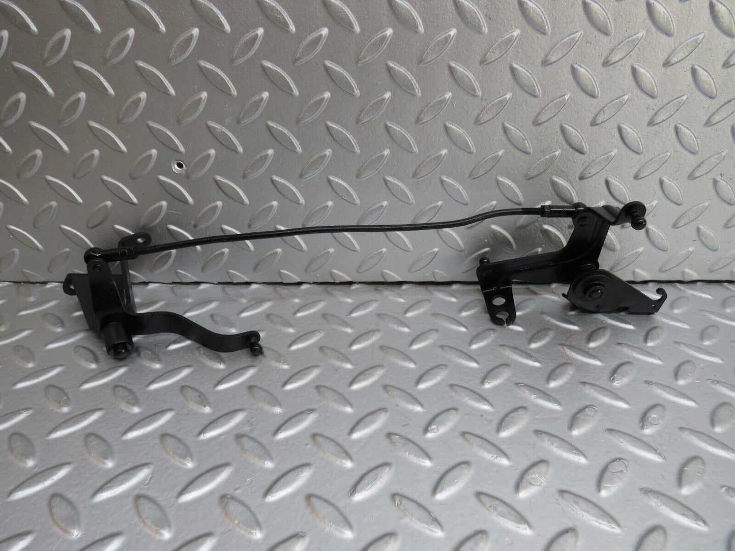 35934 Mercedes-Benz 240D OM616.912 Throttle Linkage