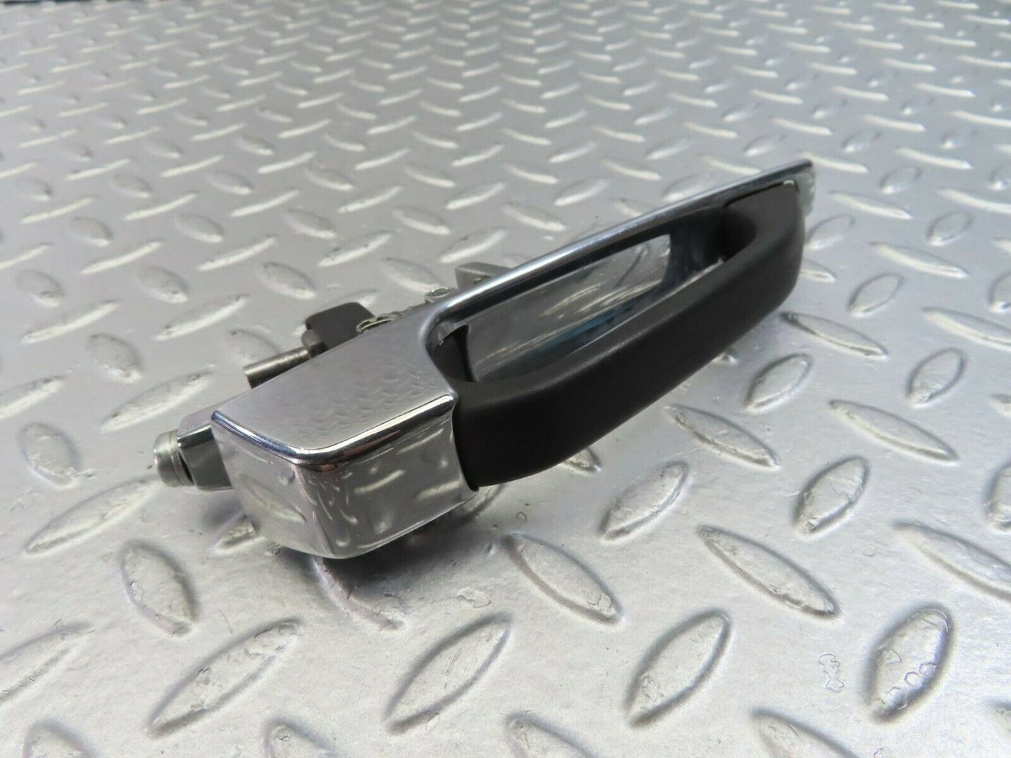 10826 Mercedes-Benz W123 230E Exterior Chrome Door Handle Rear 1237600359