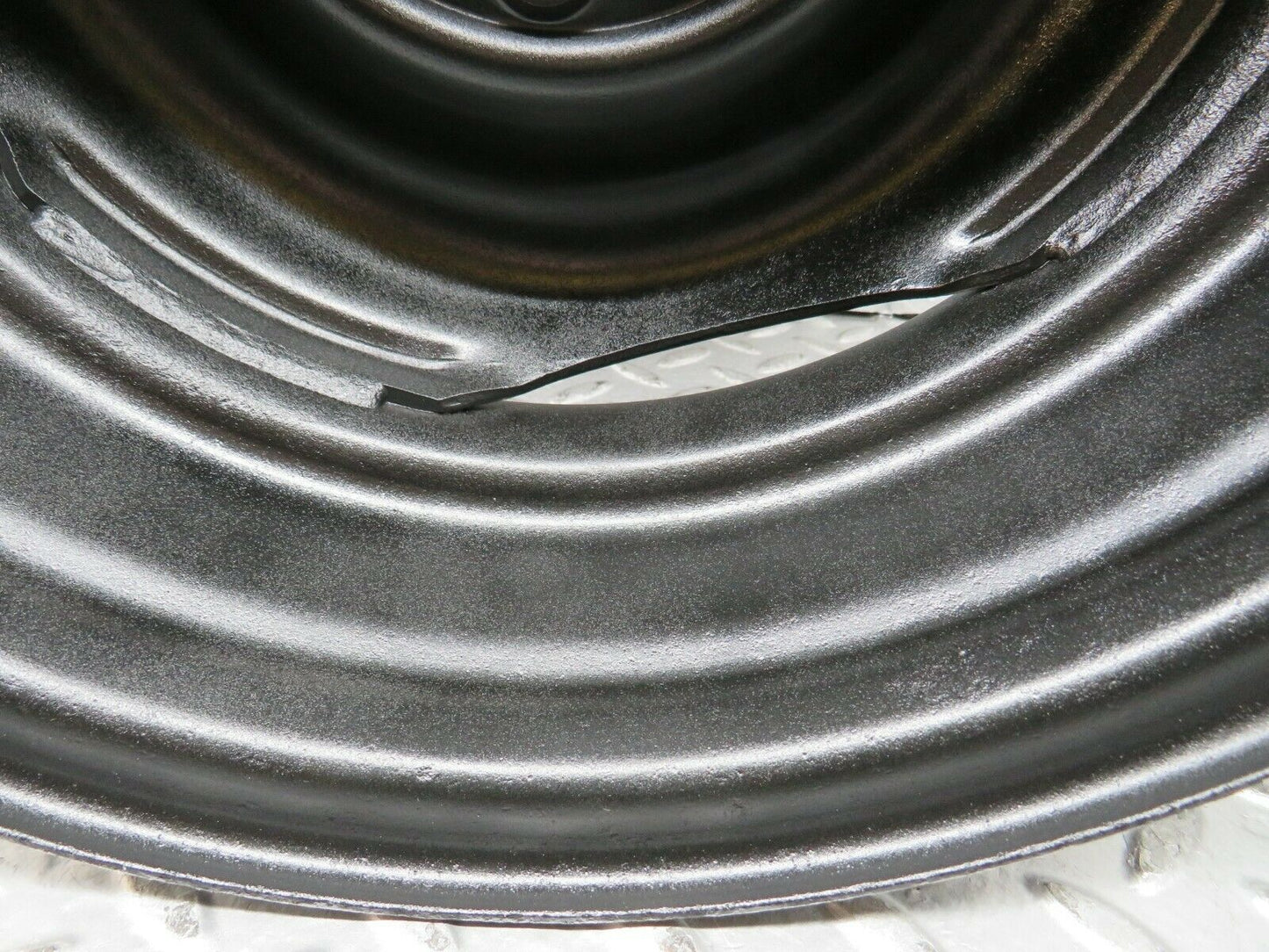 23689 Mercedes-Benz Steel Wheel 5.5Jx14H2 ET30 1154001302