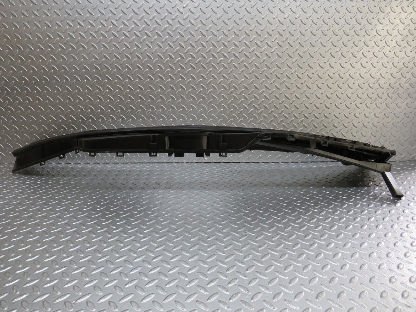 33513 Mercedes-Benz W202 C180 Water Drain 2028300413 2028300613