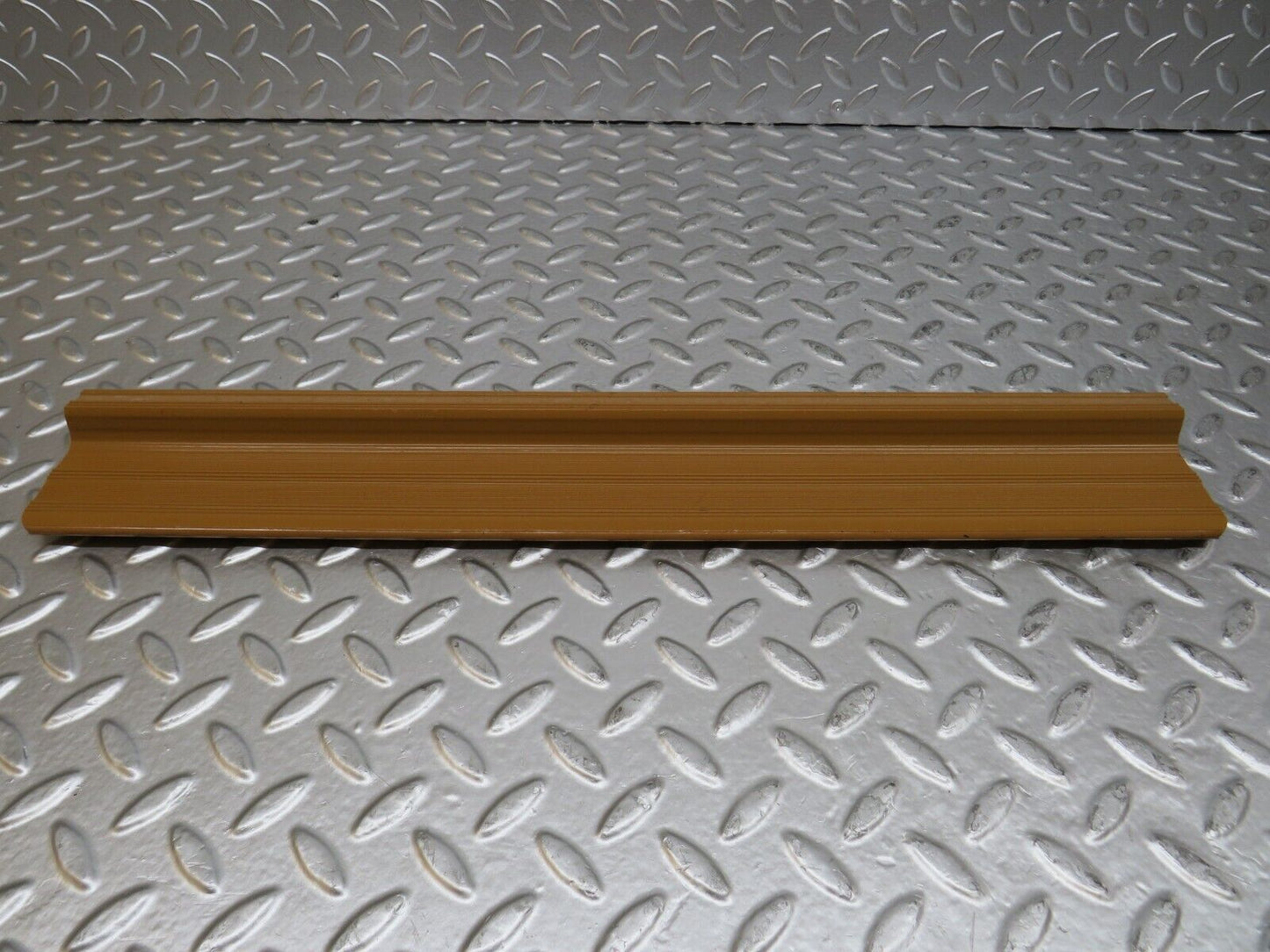 25433 Mercedes-Benz W123 200 Rear Right Door Sill