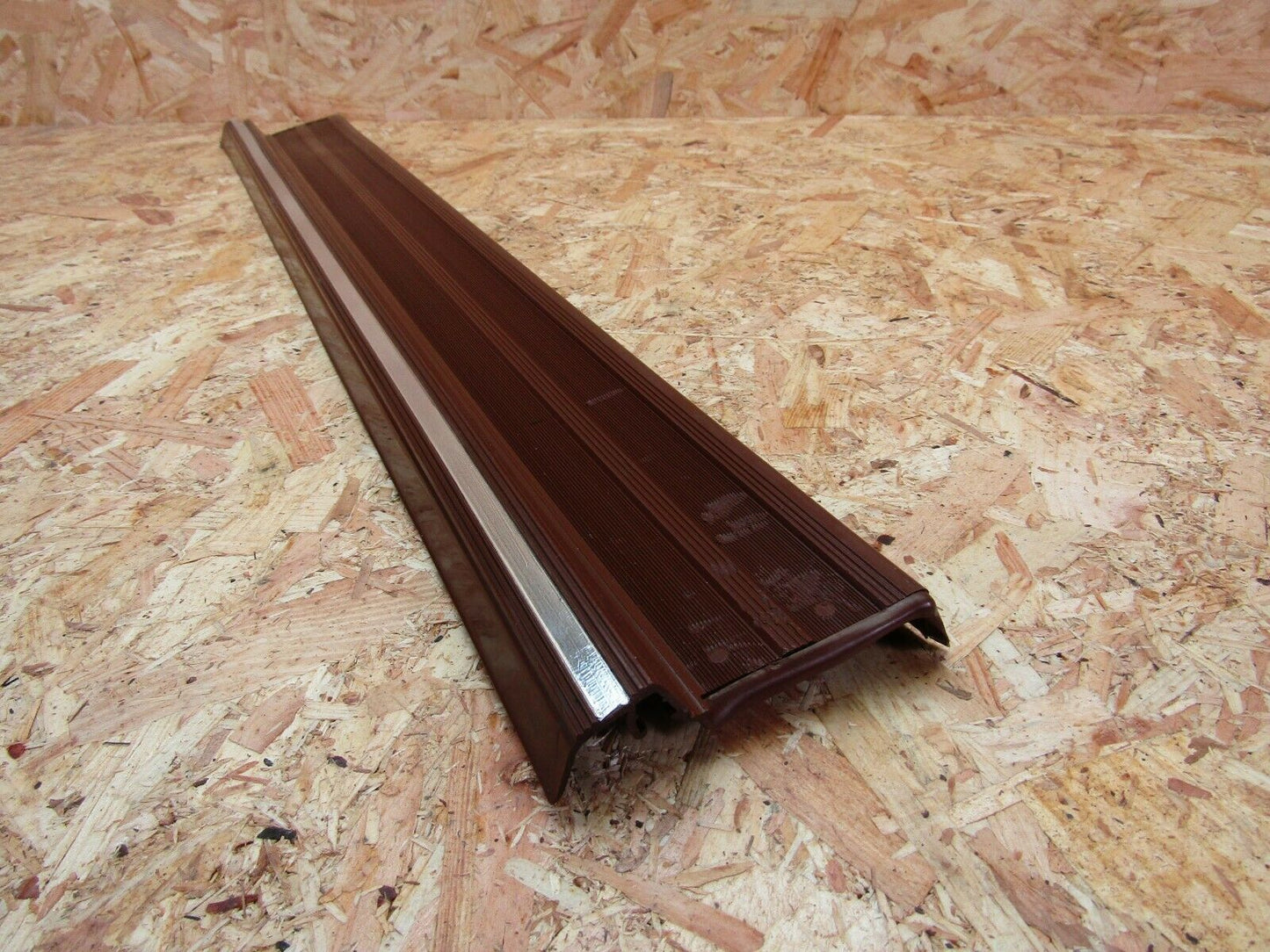 2150 Mercedes-Benz W116 350SE Front Right Door Sill