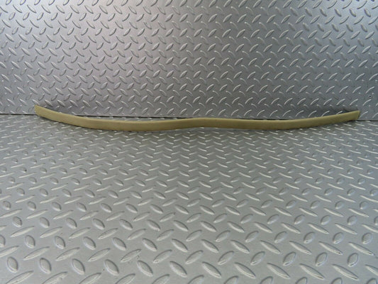 7279 Mercedes-Benz W116 450SE Front Right Door Seal Trim