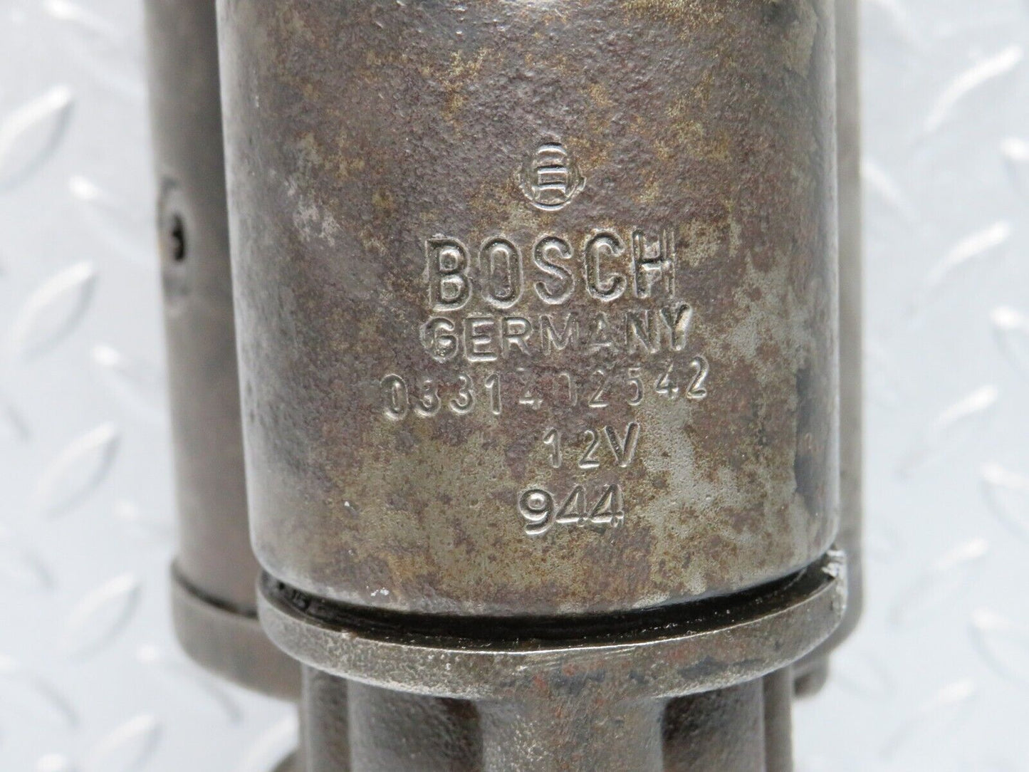 40701 Mercedes-Benz W123 300D Starter Motor Bosch 0001362601 0331402542