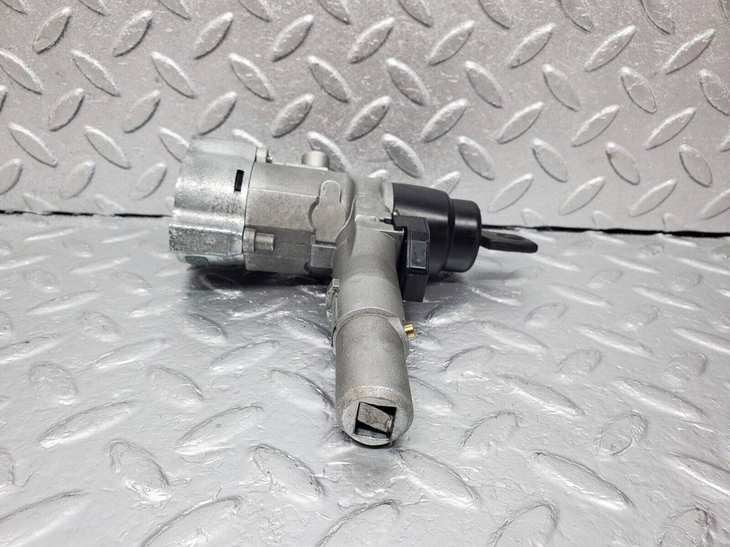 44801 Mercedes-Benz W124 220E Steering Lock Ignition Switch With Key 1245450314
