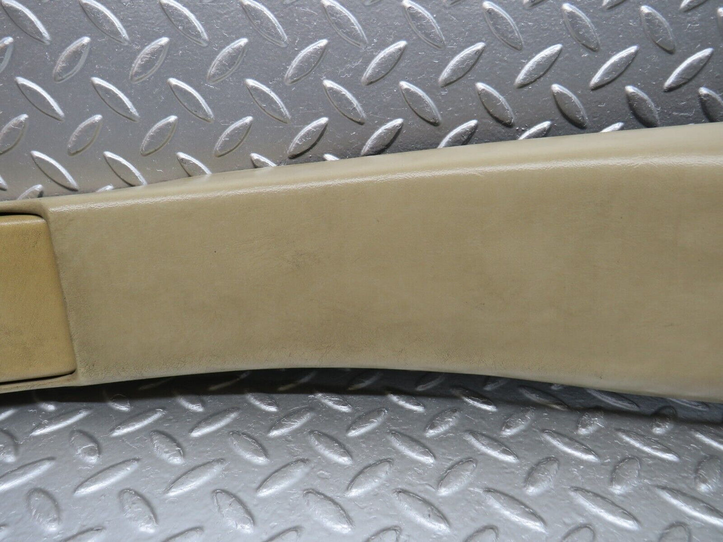 29236 Mercedes-Benz W124 230E B Pillar Cover Right Side Beige 1246923689