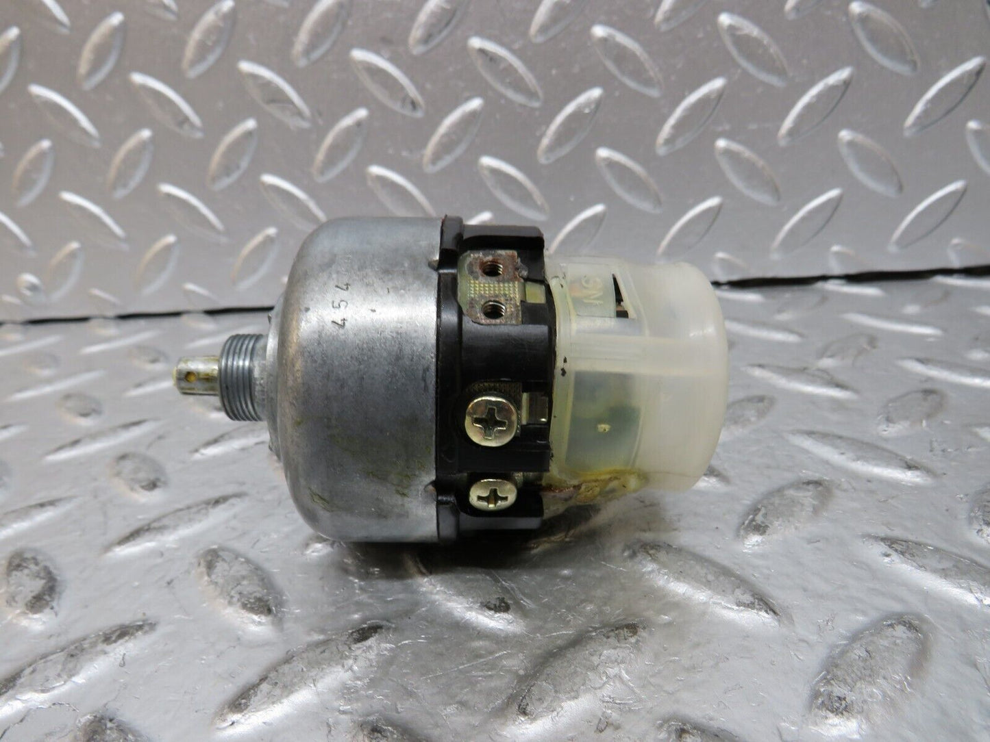 27261 Mercedes-Benz W123 280E Headlight Switch