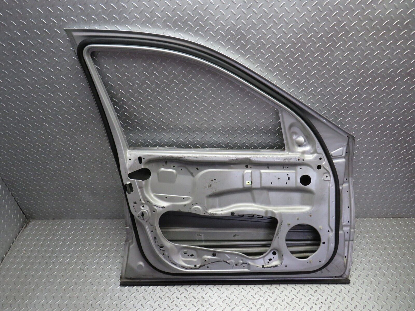 32289 Mercedes-Benz W220 S430 Front Left Door