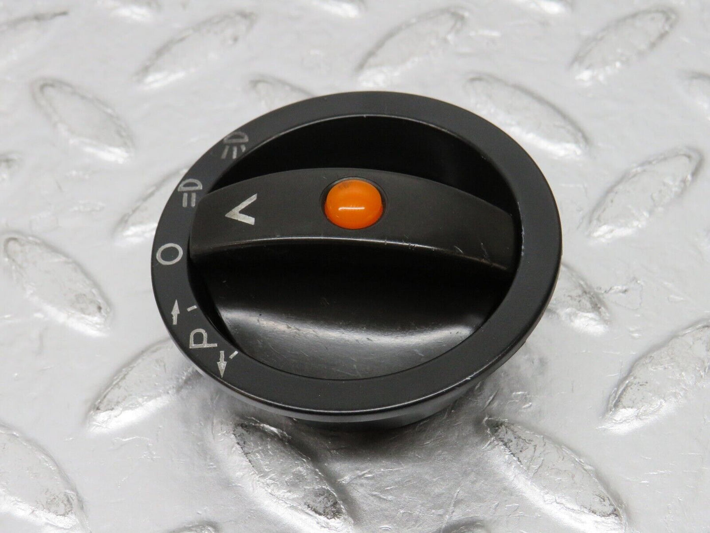 31028 Mercedes-Benz W123 230E Headlight Switch Collar Knob