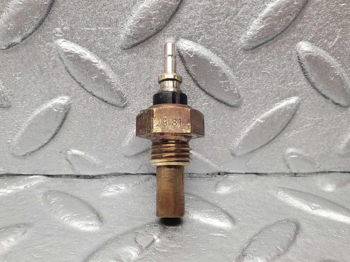 46582 Mercedes-Benz C123 280CE Coupe Coolant Temperature Sensor VDO 0055421017