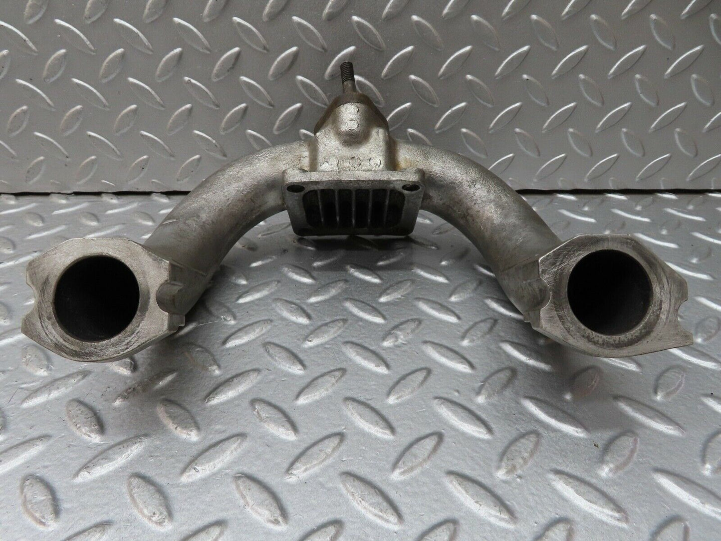 18558 Mercedes-Benz W136 170V Intake Manifold