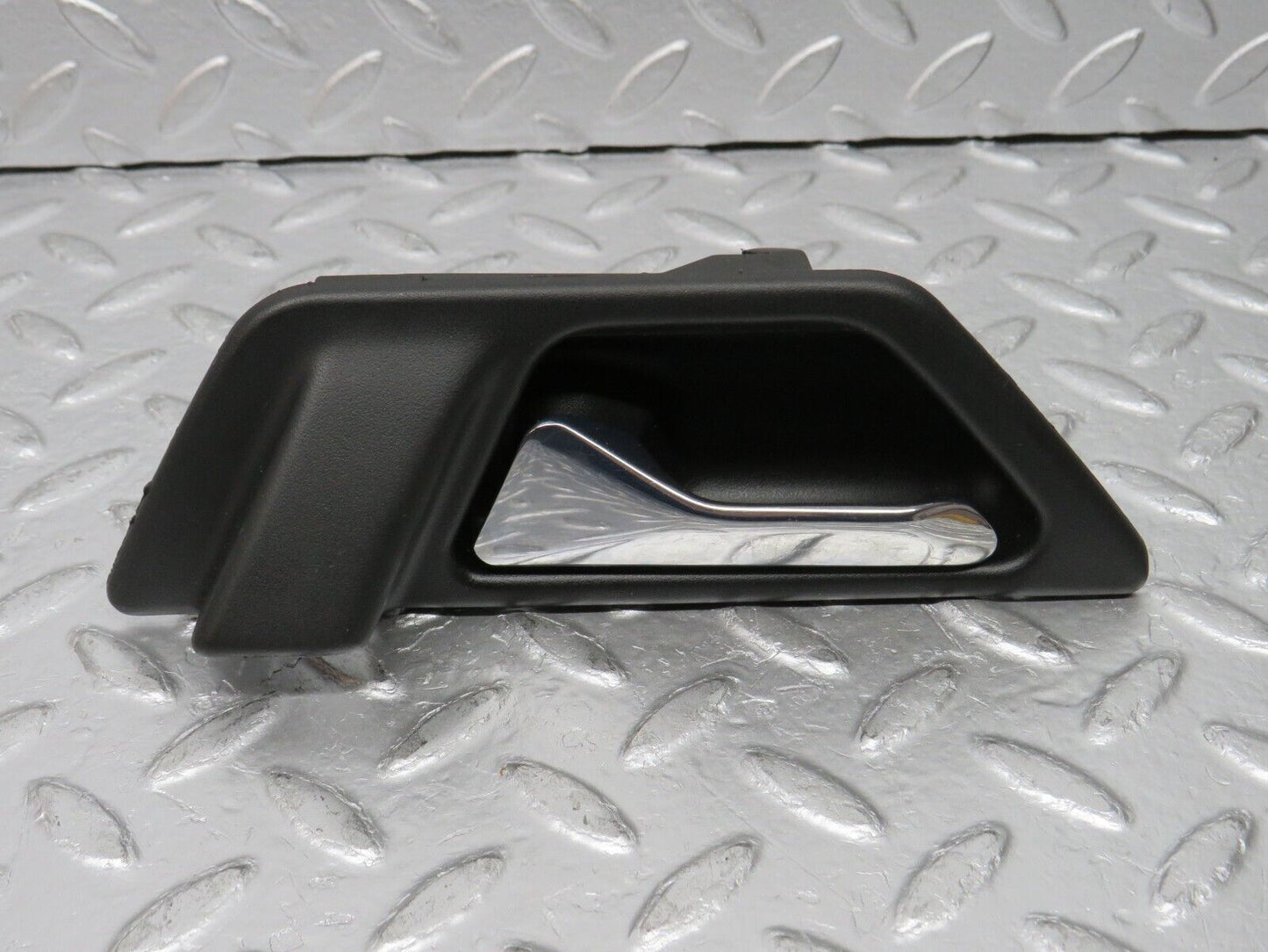 31369 Mercedes-Benz S124 220TE Front Left Interior Door Handle 1247600161