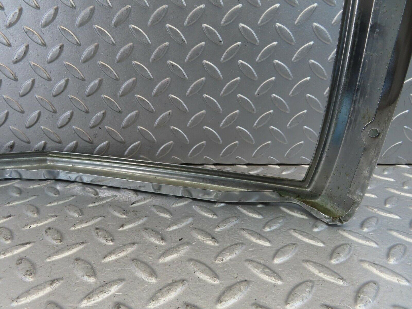 11612 Mercedes-Benz W114 Front Grill Frame Chrome