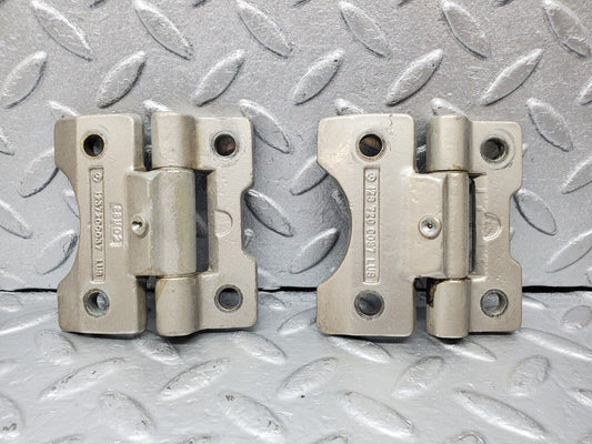 45552 Mercedes-Benz W126 420SE Door Hinge Pair Left Side 1237200037
