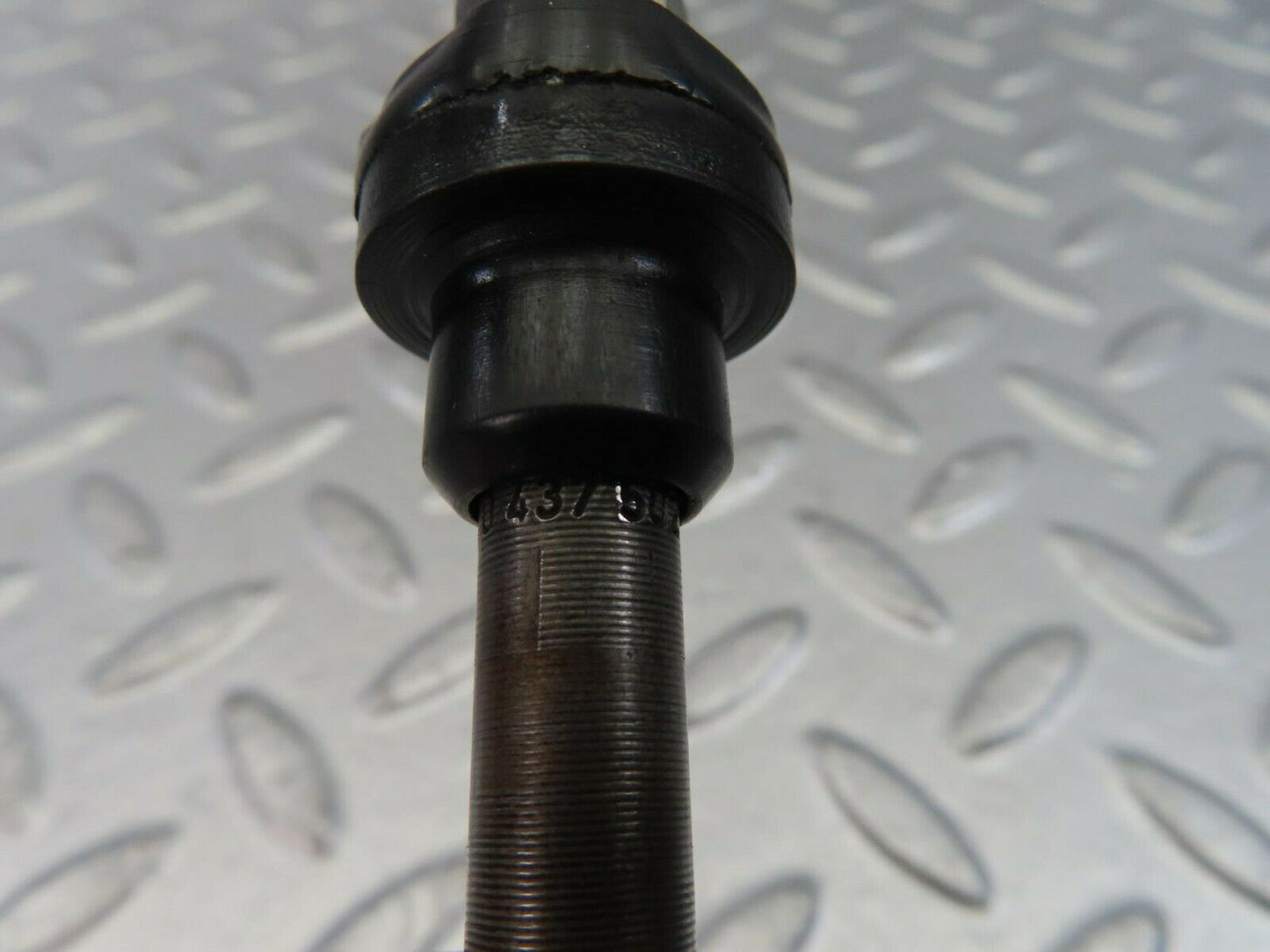 10793 Mercedes-Benz W123 230E Fuel Injector Bosch 0437502010