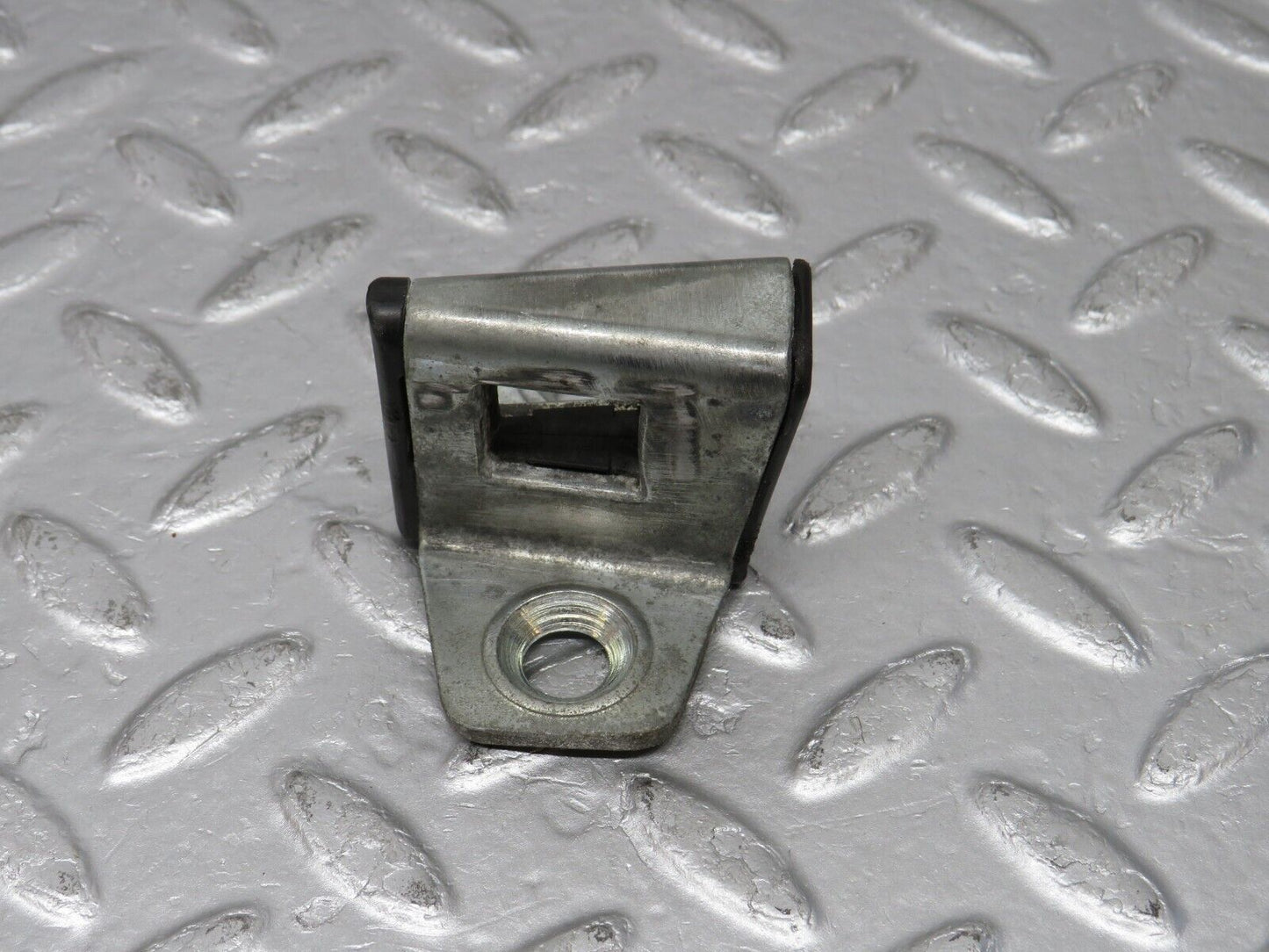 38833 Mercedes-Benz W201 190E 2.6L Door Lock Latch