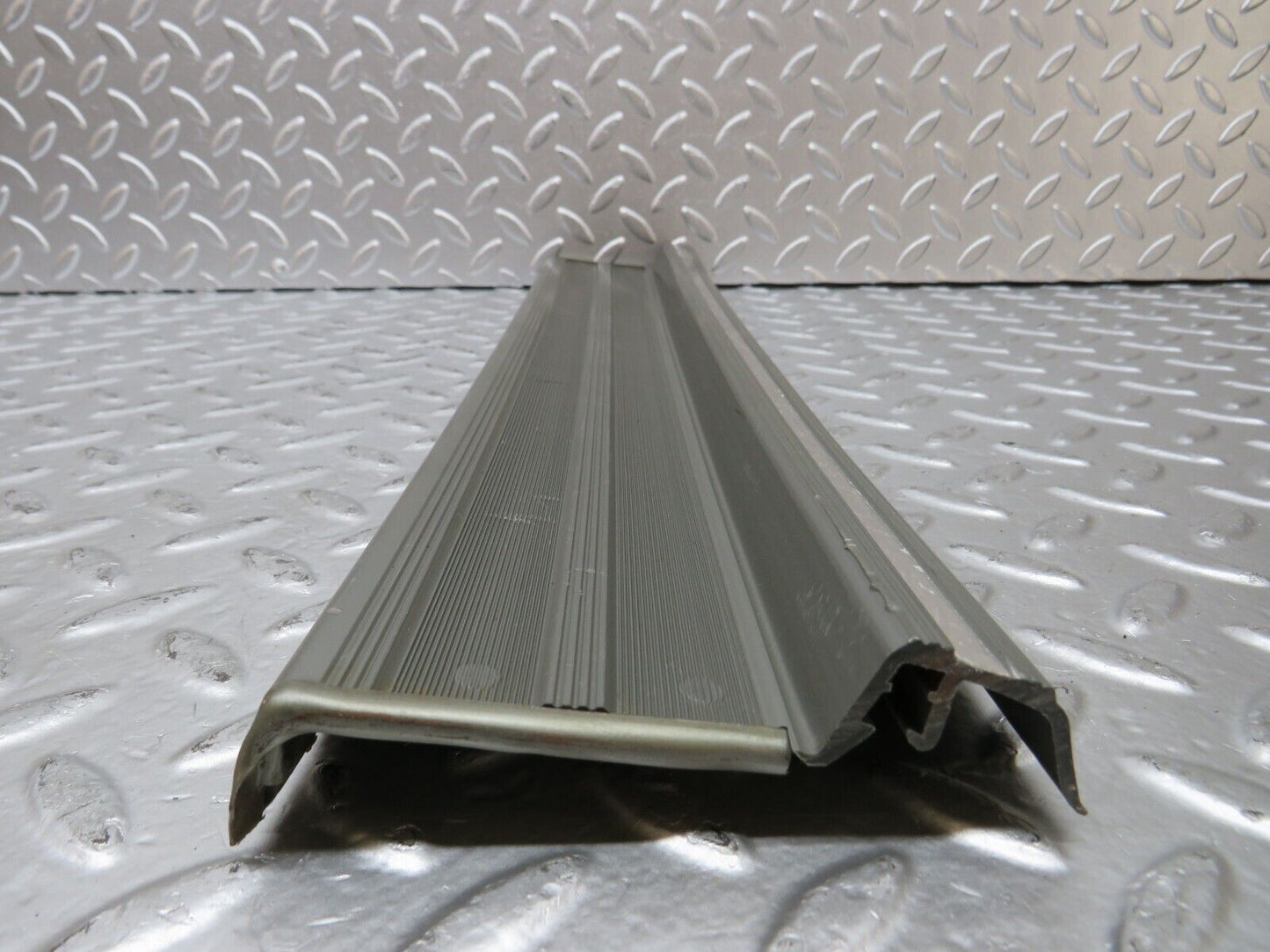 26279 Mercedes-Benz W116 450SE Rear Left Door Sill Grey