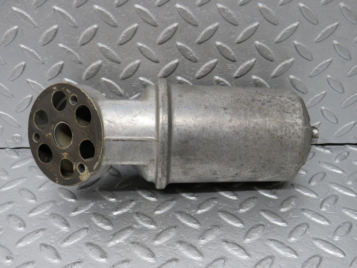 39880 Mercedes-Benz R107 350SL Oil Filter Housing 1161840309