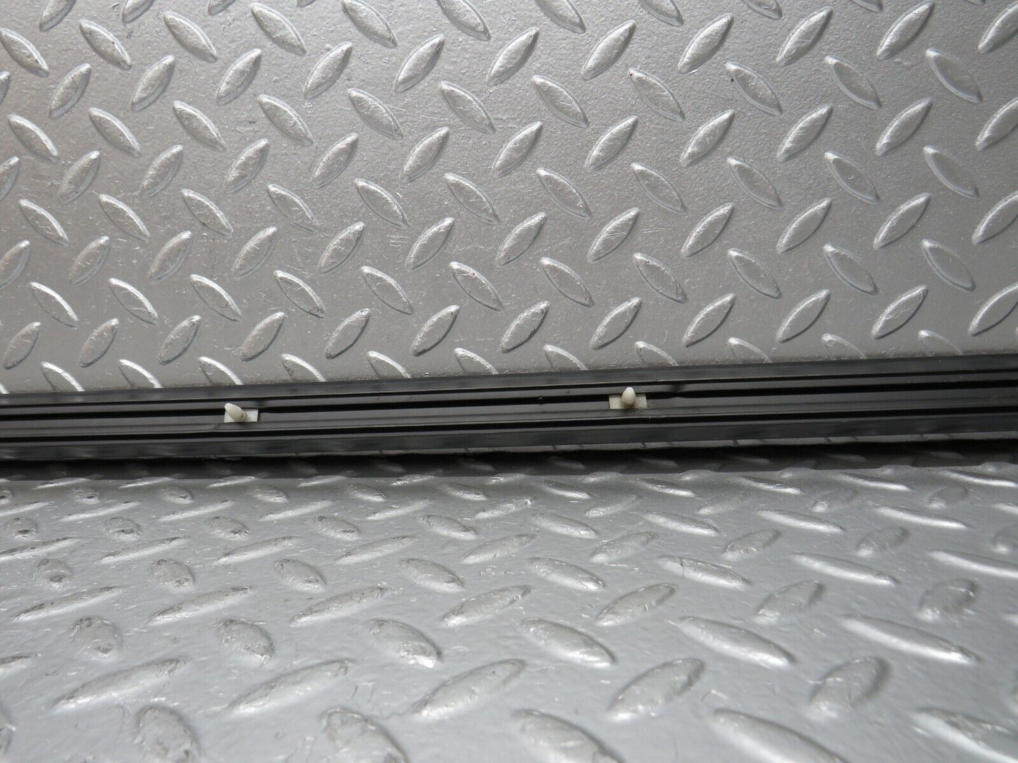 33499 Mercedes-Benz W202 C180 Skirt Sill Moulding Trim Right Side 2026800274