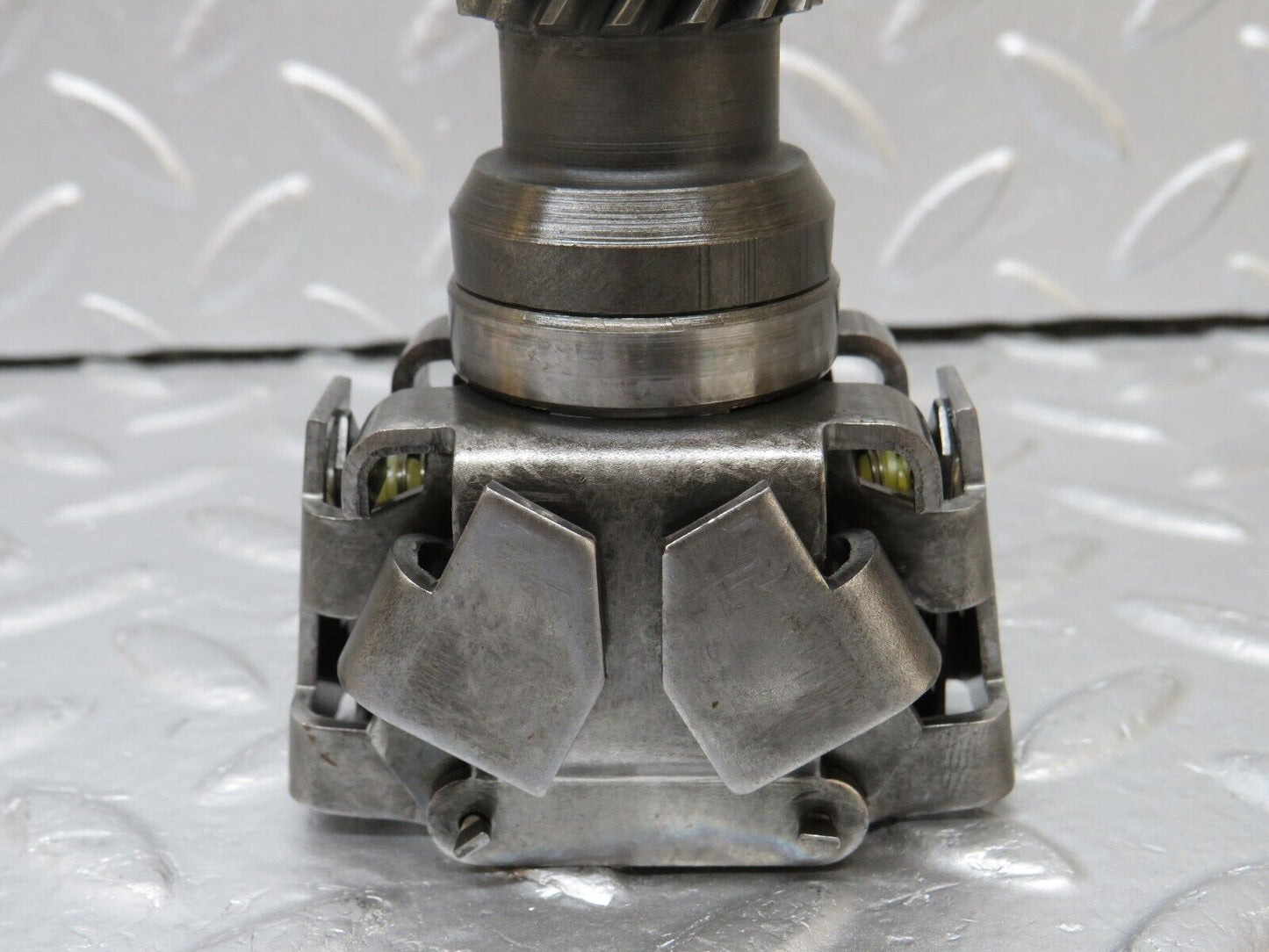 34575 Mercedes-Benz C126 380SEC Cover Automatic Gearbox Governor 722.310
