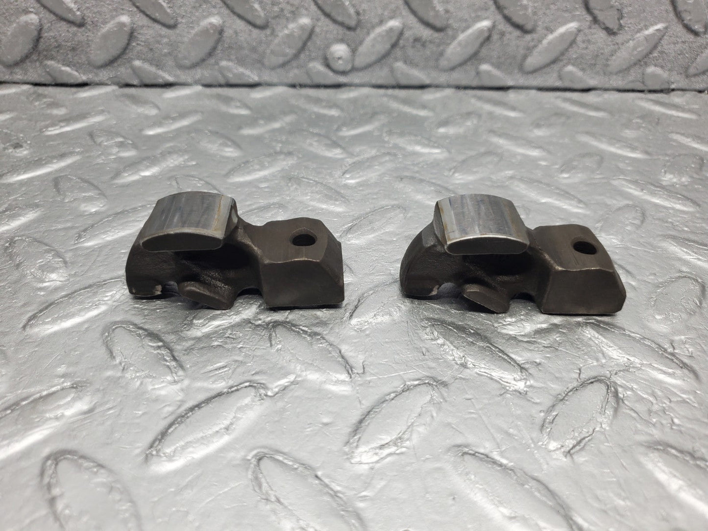 W126 Coupe rocker arm used OEM