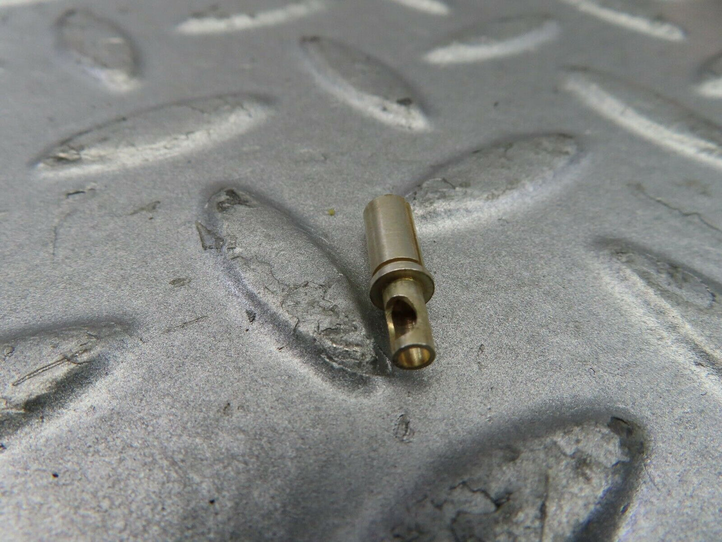 9216 Mercedes-Benz W114 Carburettor Float Chamber Ventilation Valve
