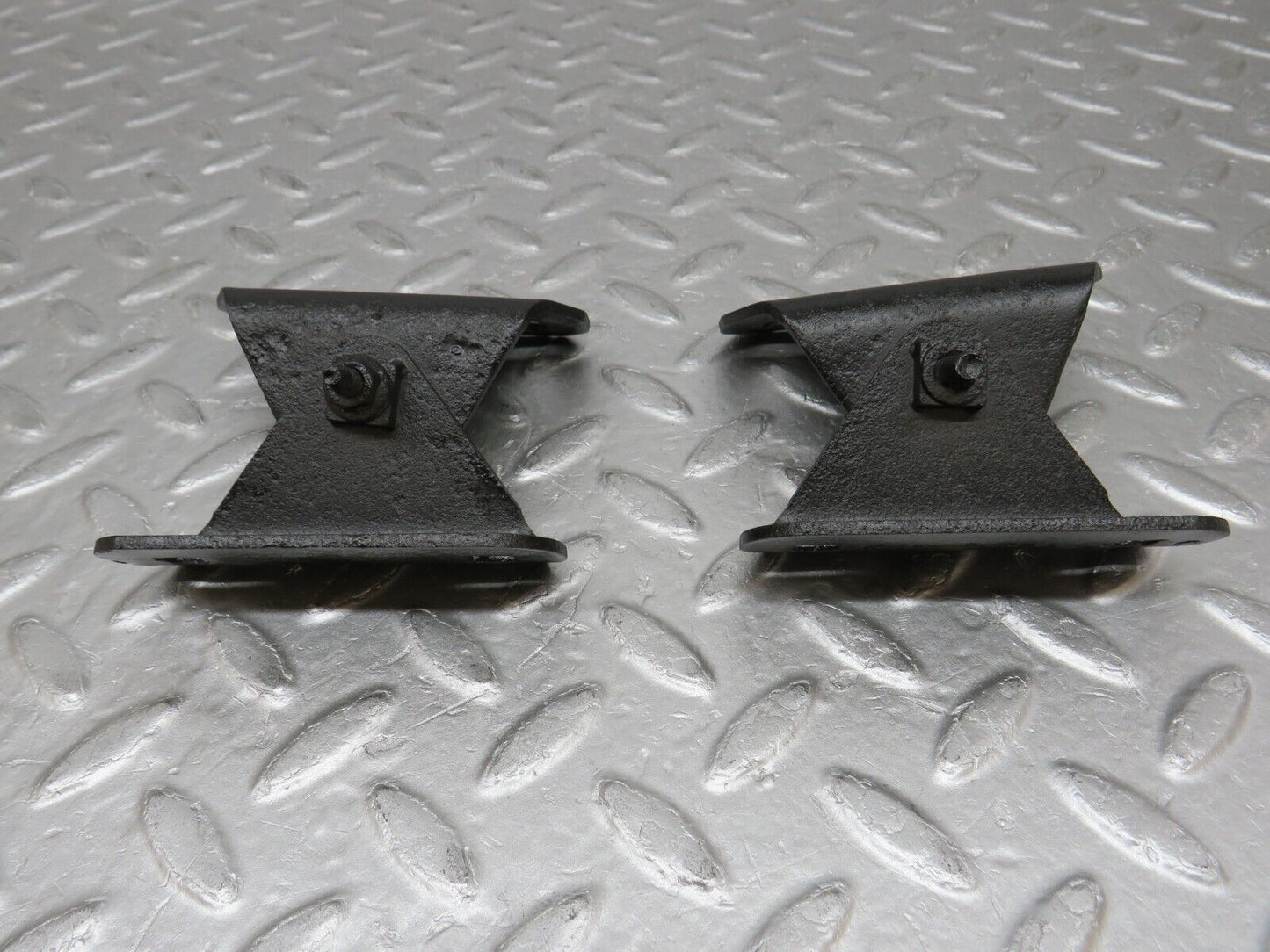 37562 Mercedes-Benz W109 300SEL Rear Bumper Bracket Pair