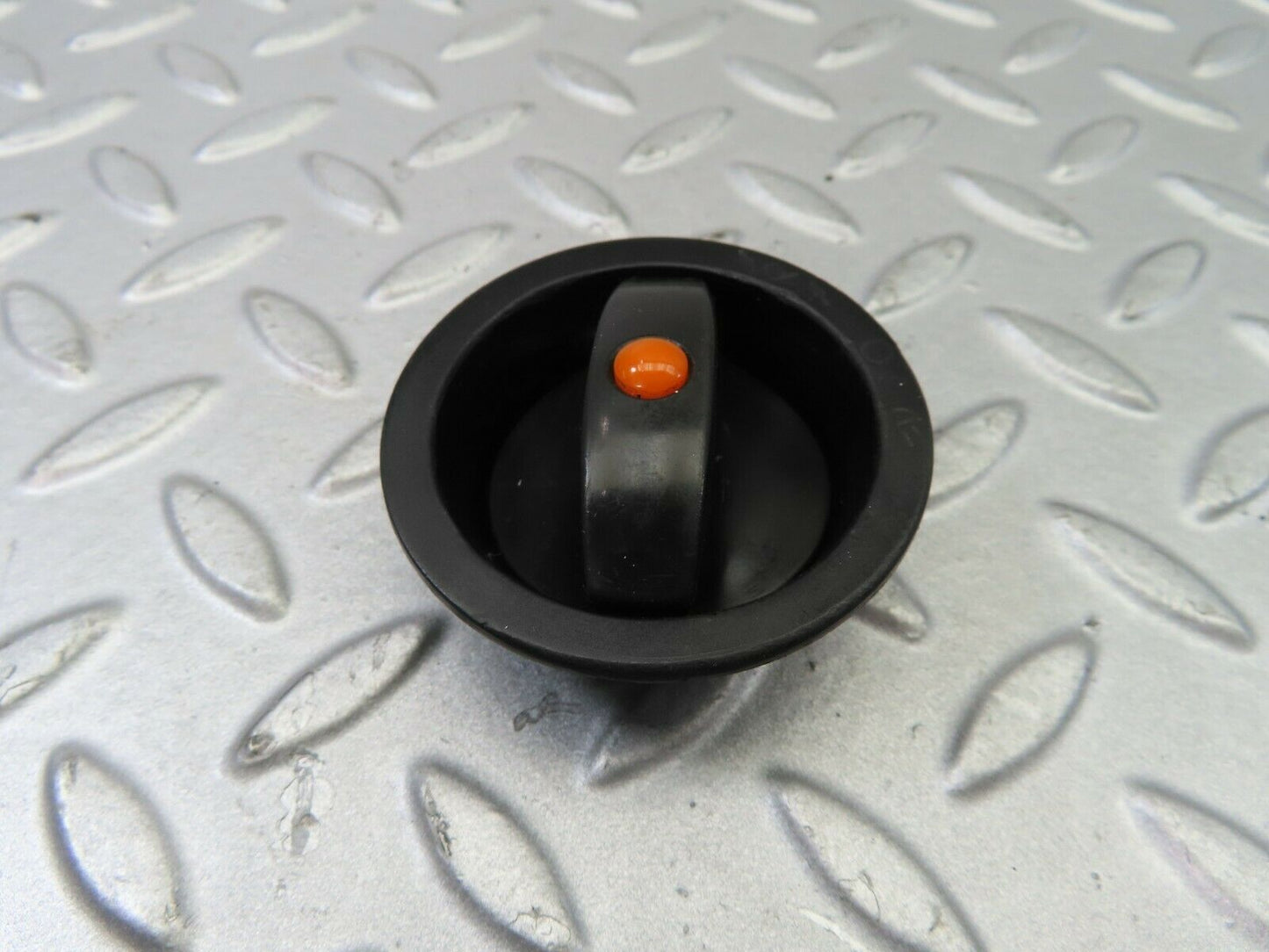 7471 Mercedes-Benz W116 450SE Headlight Switch Black Collar And Knob