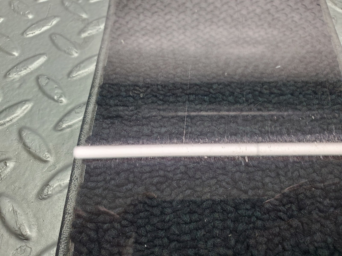 46987618