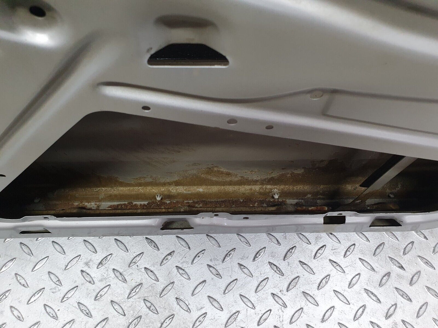 42969 Mercedes-Benz W201 190 Front Right Door