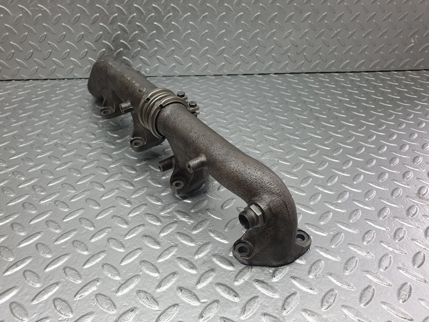 43605 Mercedes-Benz C126 380SEC Coupe Exhaust Manifold Left Side 1161420502