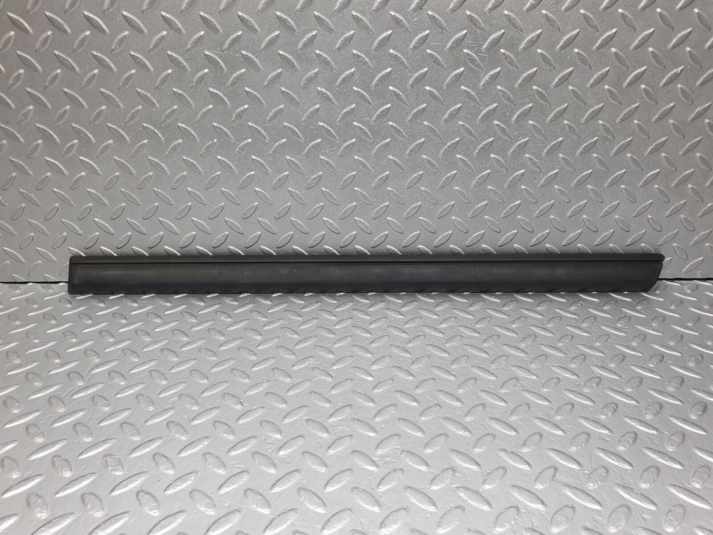 41686 Mercedes-Benz W124 200E Rear Left Door Lower Moulding Trim