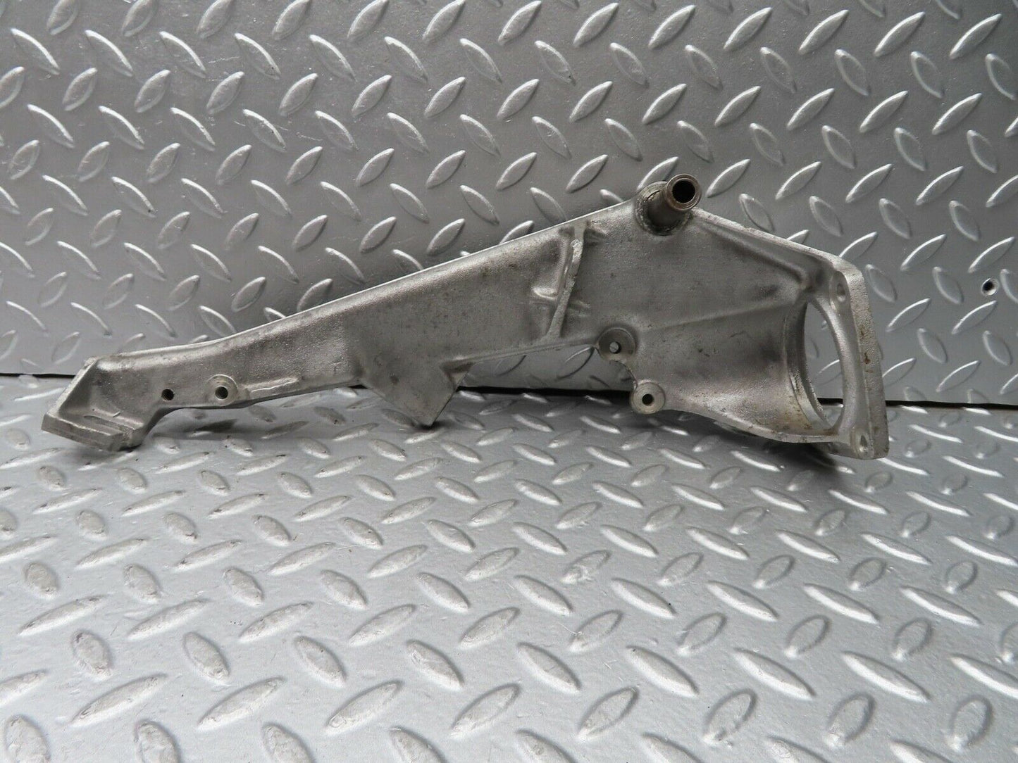 20600 Mercedes-Benz R107 450SL Brake Pedal Bracket 1072940901