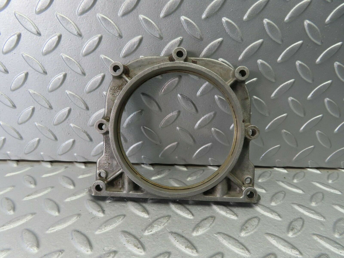10060 Mercedes-Benz C123 230CE Coupe Crankshaft Lid Cover Rear 1020110108