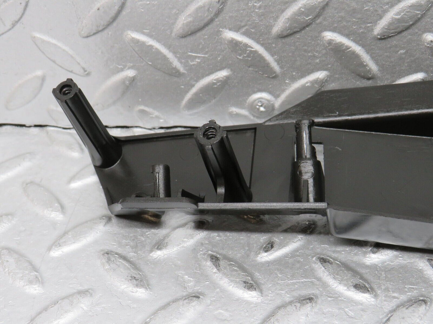 37789 Mercedes-Benz A124 320E Cabriolet Trunk Lock Vacuum Actuator Cover 1248050441
