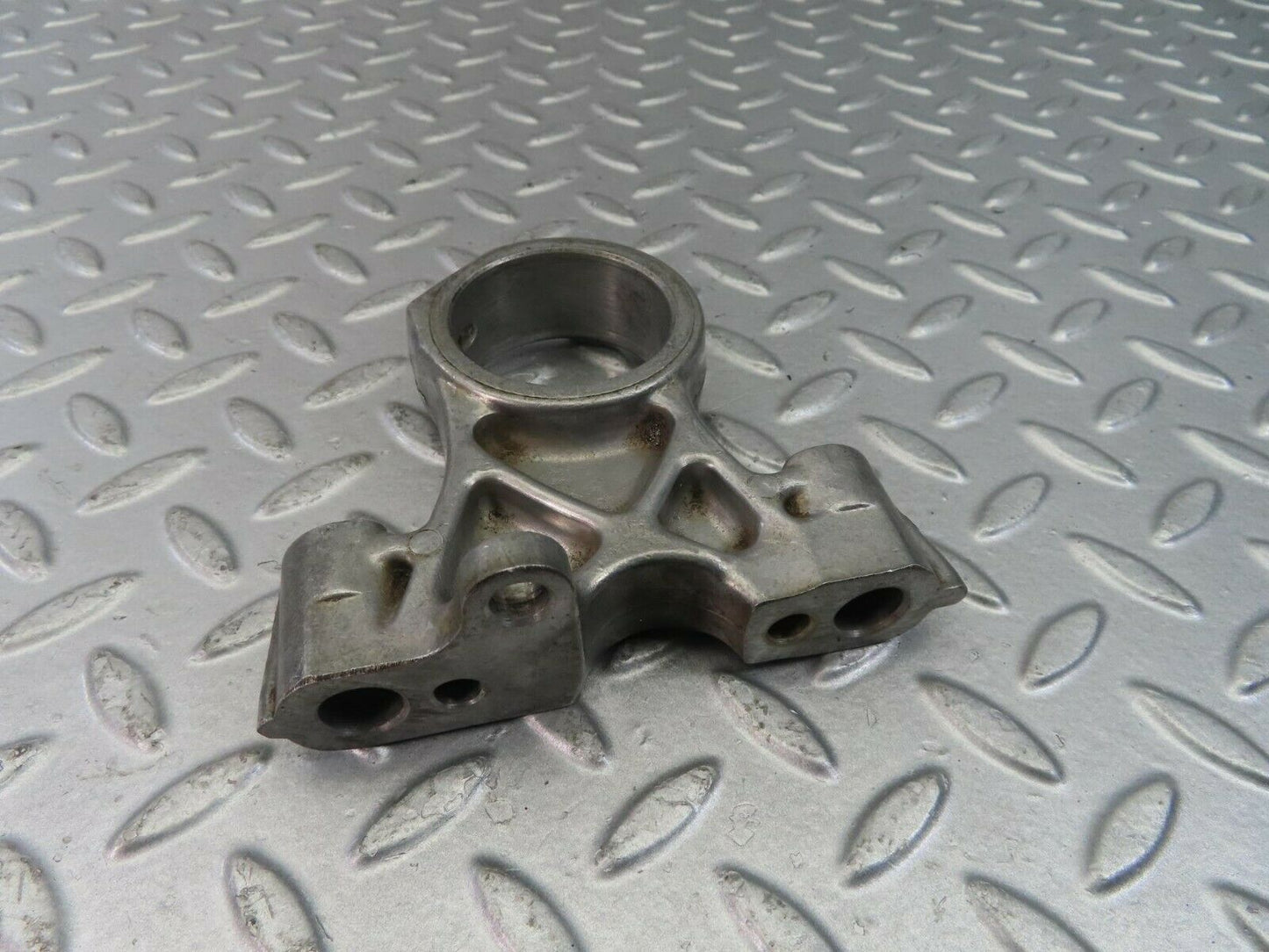 8952 Mercedes-Benz W108 Camshaft Tower Bearing 1140510916