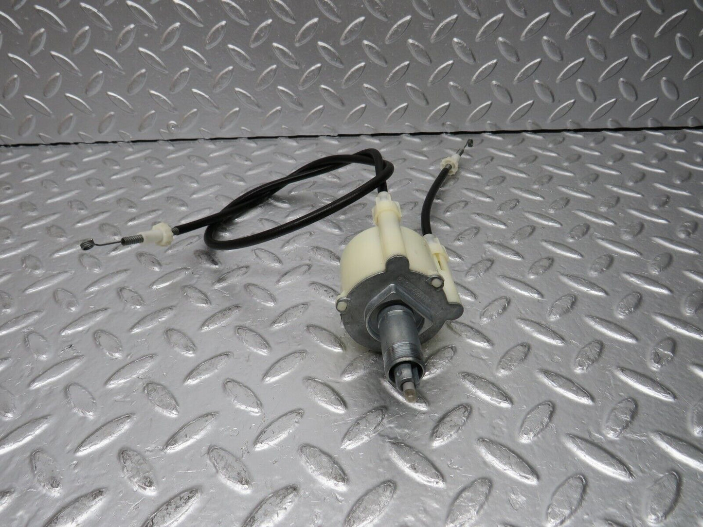 30381 Mercedes-Benz W124 230E Heater Control Unit Switch 1248300185