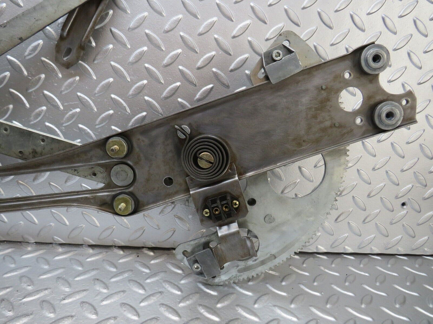 25080 Mercedes-Benz R107 C107 Front Left Power Window Regulator 1077200746