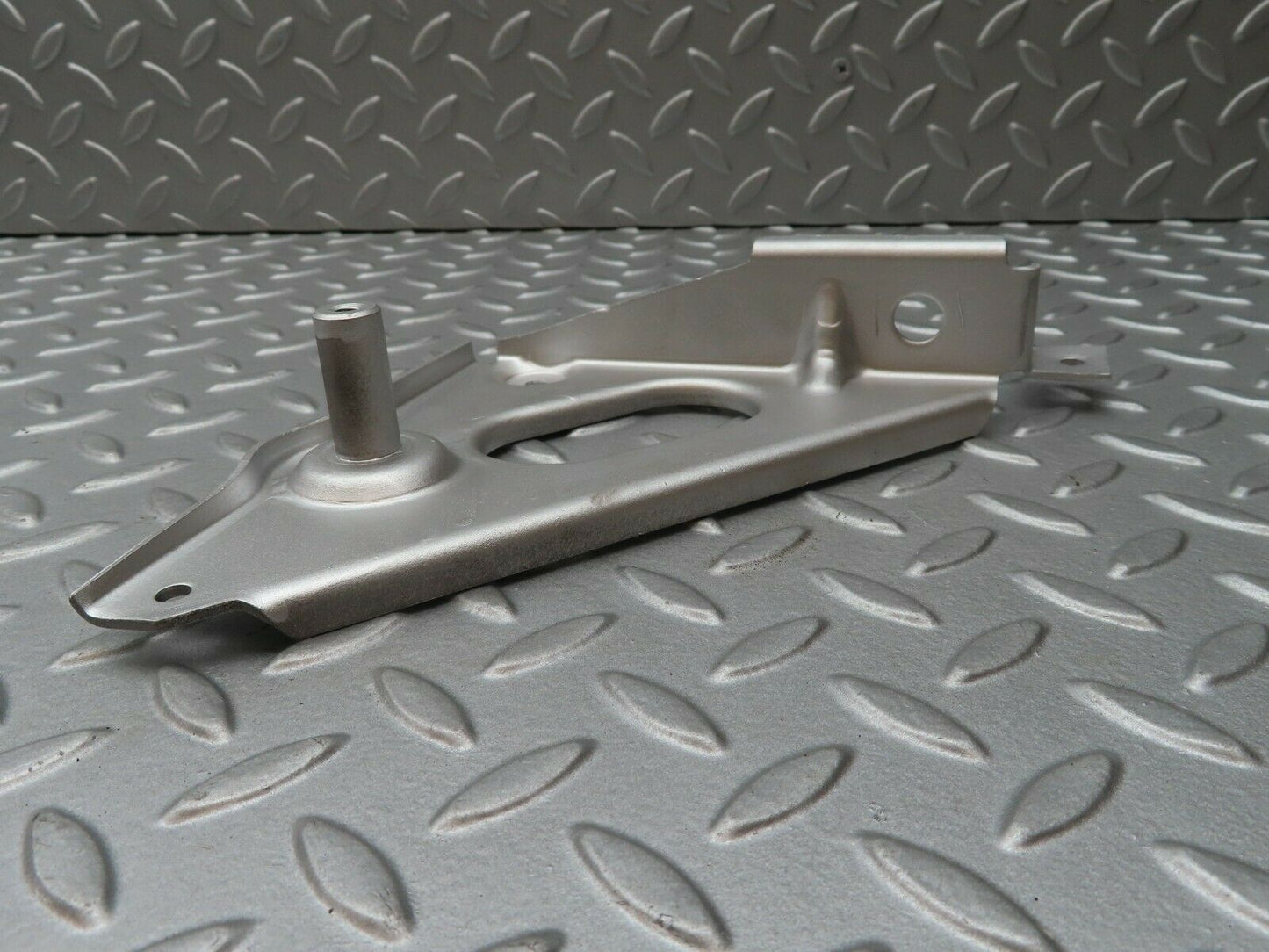 4168 Mercedes-Benz C123 230CE Coupe Handbrake Regulator Console