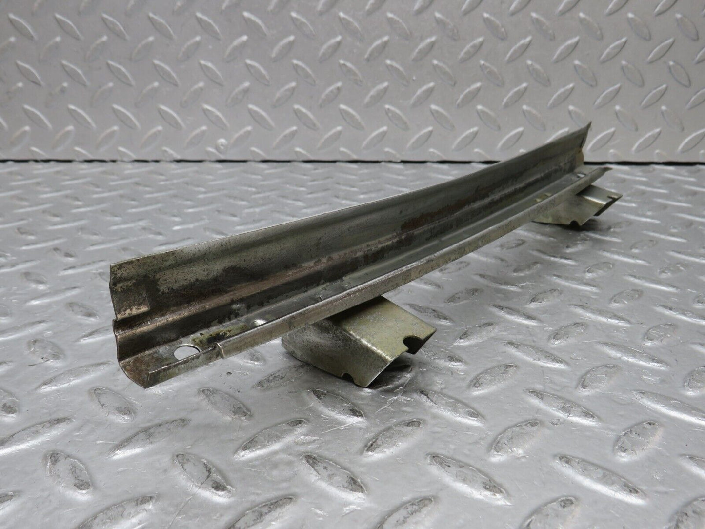 37367 Mercedes-Benz W109 300SEL Rear Left Door Window Channel