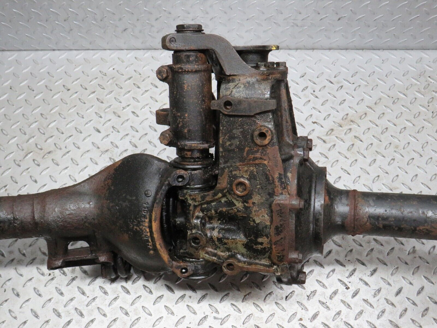 40535 Mercedes-Benz W110 230 Rear Axle With Differential Ratio 4.08 1103510701