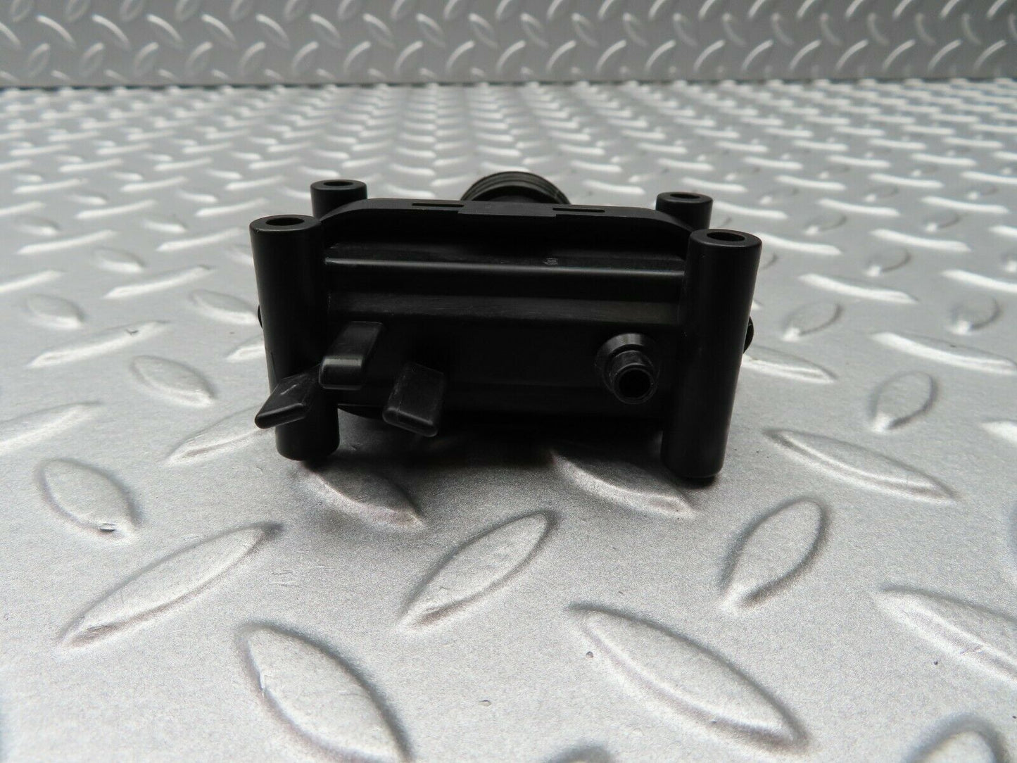 5296 Mercedes-Benz W124 230E Door Lock Vacuum Actuator Rear Right