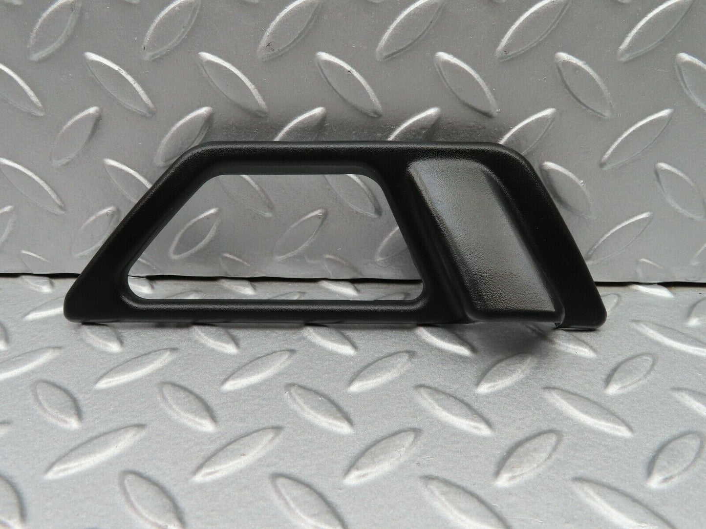 5252 Mercedes-Benz W124 230E Door Opener Frame Front Left