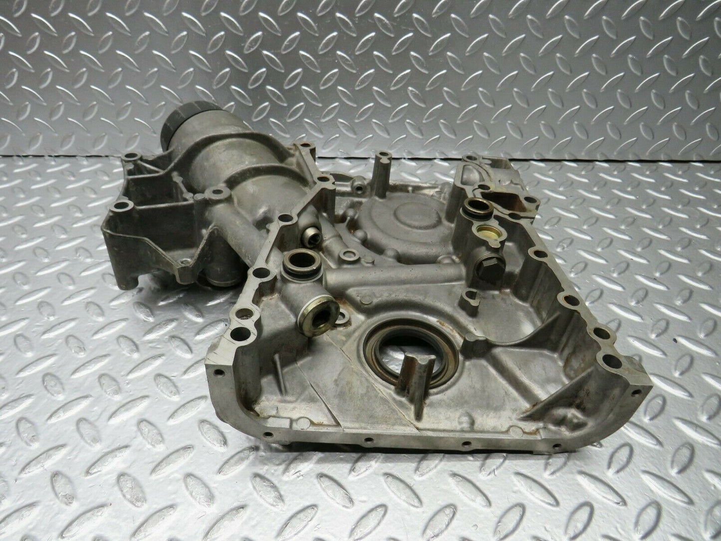 22508 Mercedes-Benz C124 E220 Coupe Timing Chain Cover 1110150401