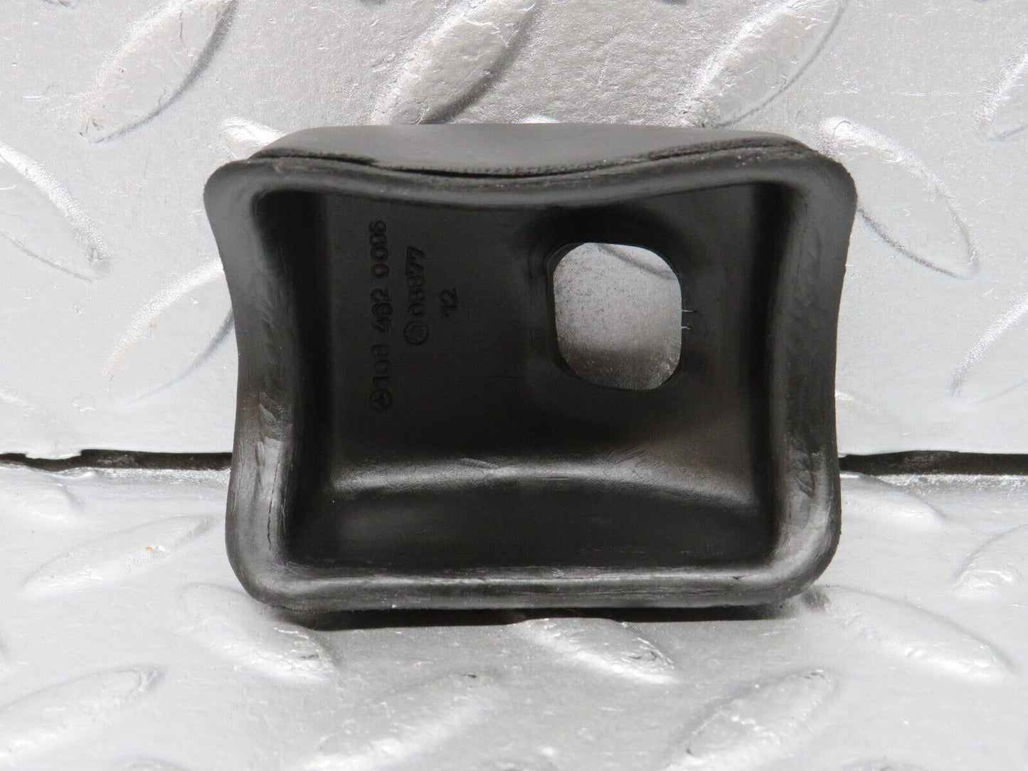 40327 Mercedes-Benz W110 230 Indicator Stalk Rubber Cover 1084620096